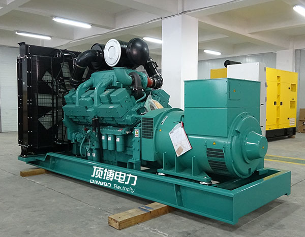 顶博V型12缸720KW重庆康明斯柴油发电机组（型号：KTA38-G2A）主要技术参数