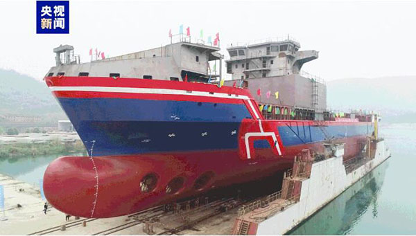 6台2250KW潍柴WJ25系列高端船电机组为万吨级远洋通信海缆铺设船提供可靠动力源